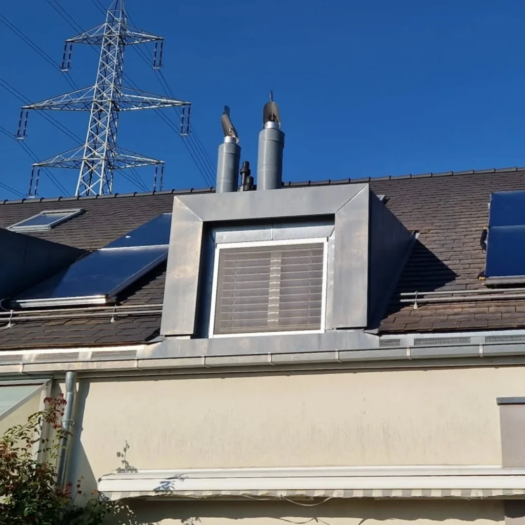 Capteurs solaires thermiques sur toiture – RAYAN Chauffage & Sanitaires, Gland