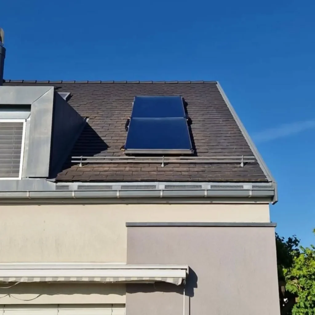 Capteurs solaires thermiques sur toiture – RAYAN Chauffage & Sanitaires, Gland